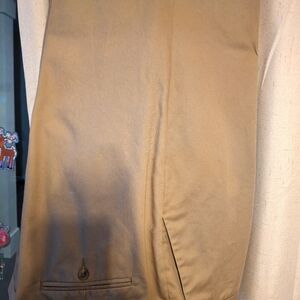 Dockers pants 50x30 very good shape. Beige color
